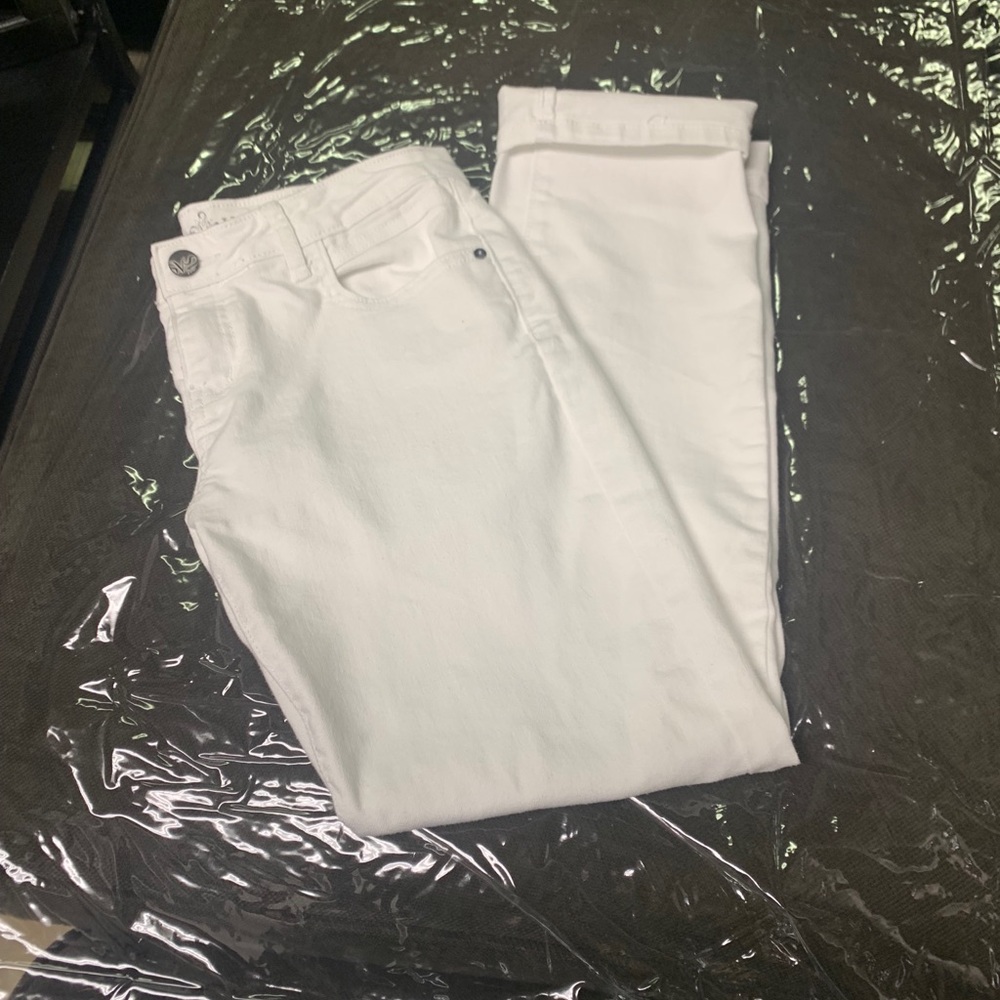 Simply Vera White Cropped Jeans